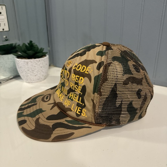 Vintage Camo Hunting Hat - Picture 2 of 6